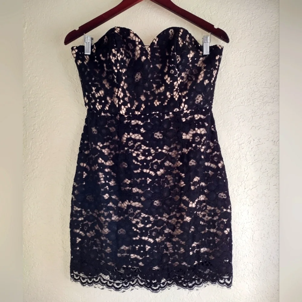 NBD x Naven Twins I Gotta Feeling Black Lace Dress - Picture 4 of 9